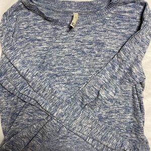 Super cute blue sweatshirt